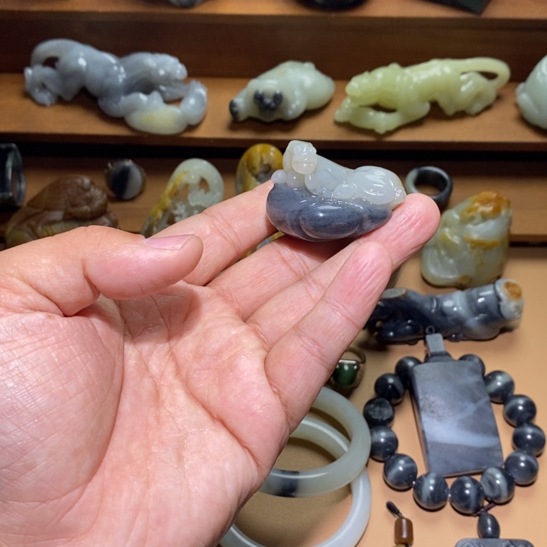 未镶嵌和田玉挂件