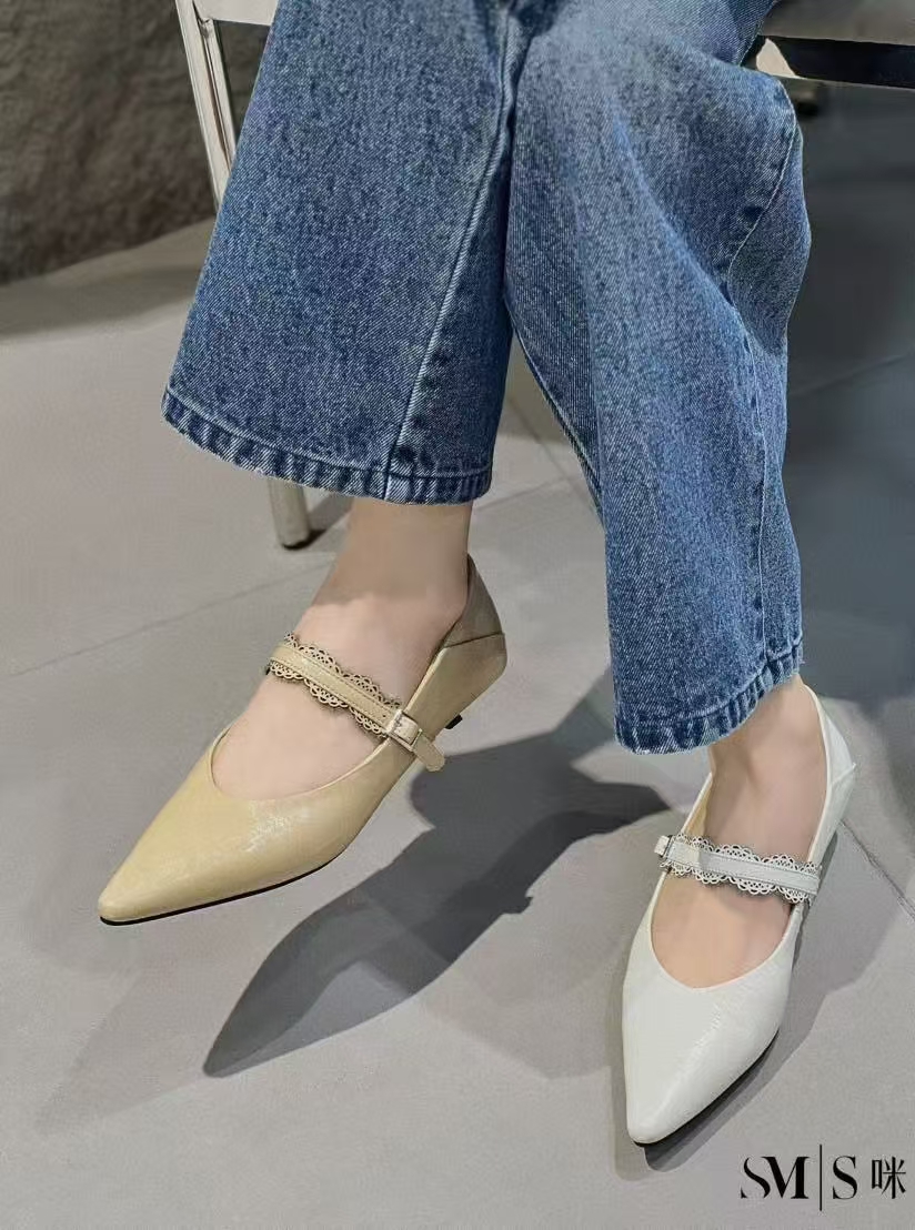 牛皮低跟鞋花边带春设计感小众尖头爆款放掉跟时尚单鞋