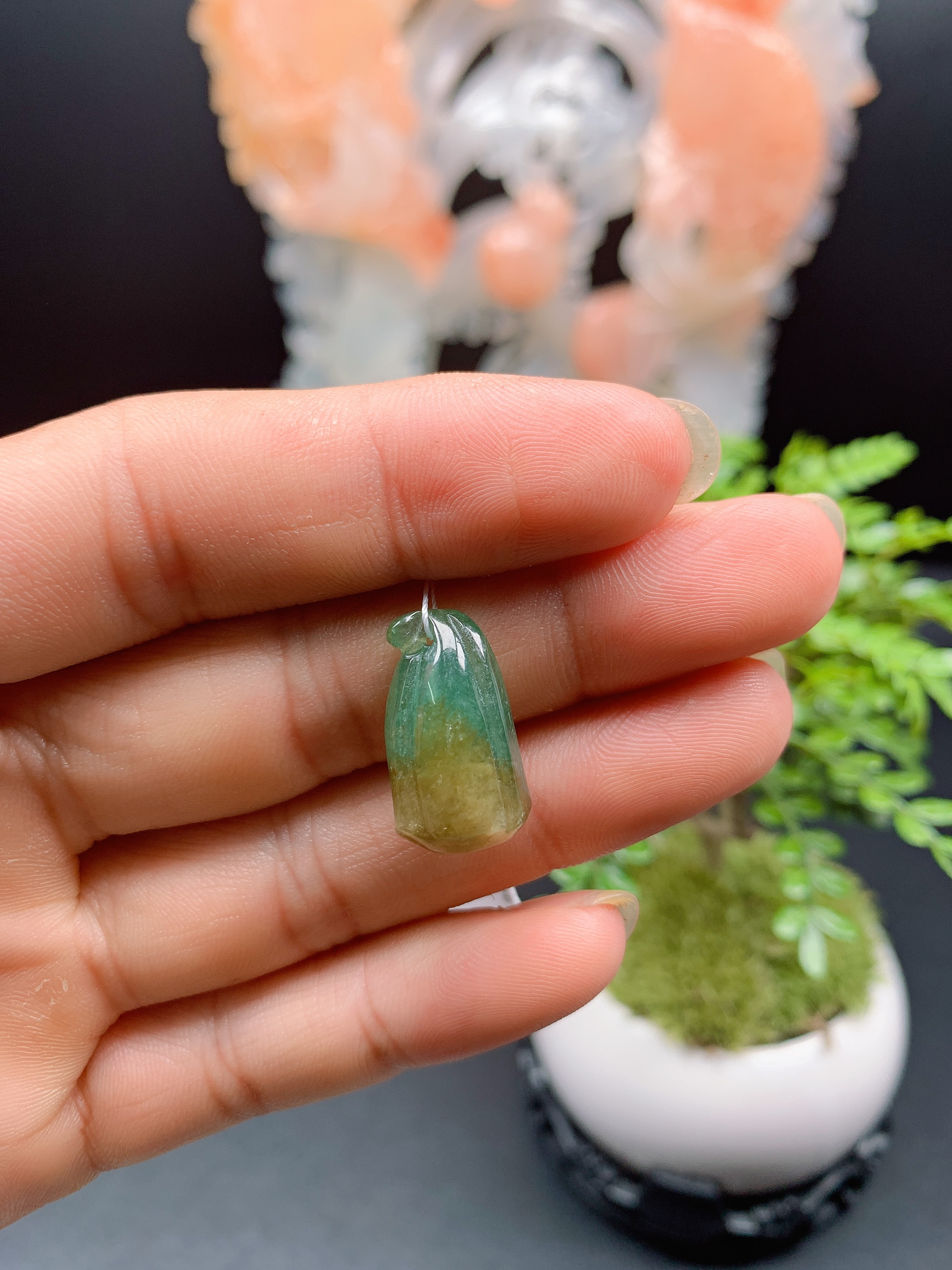 114天然翡翠A货莲蓬吊坠冰透雕刻高冰精雕巧雕仿古精美飘绿