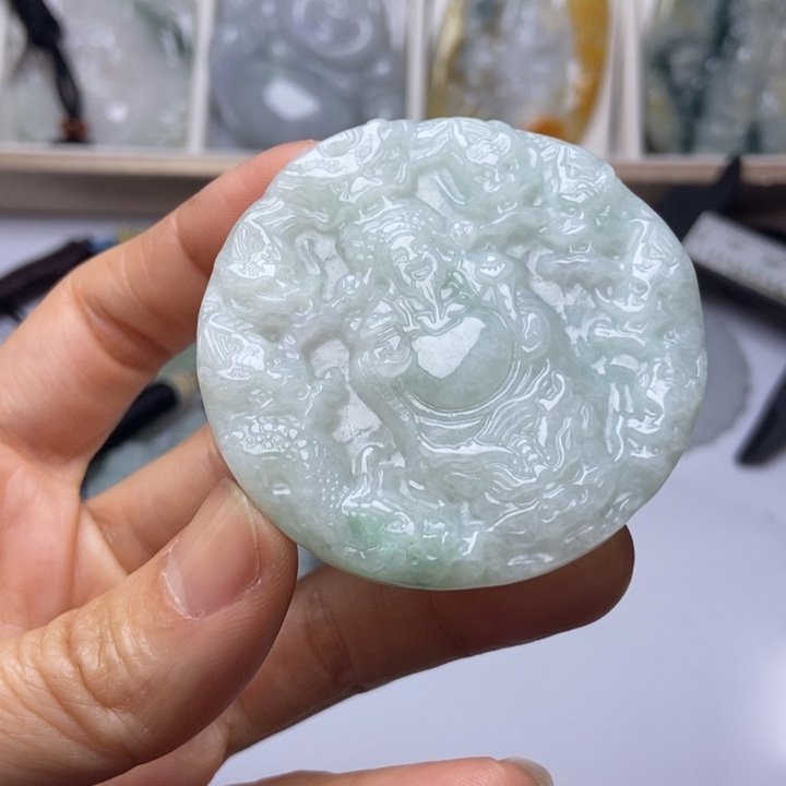 翡翠未镶嵌颈饰翡翠