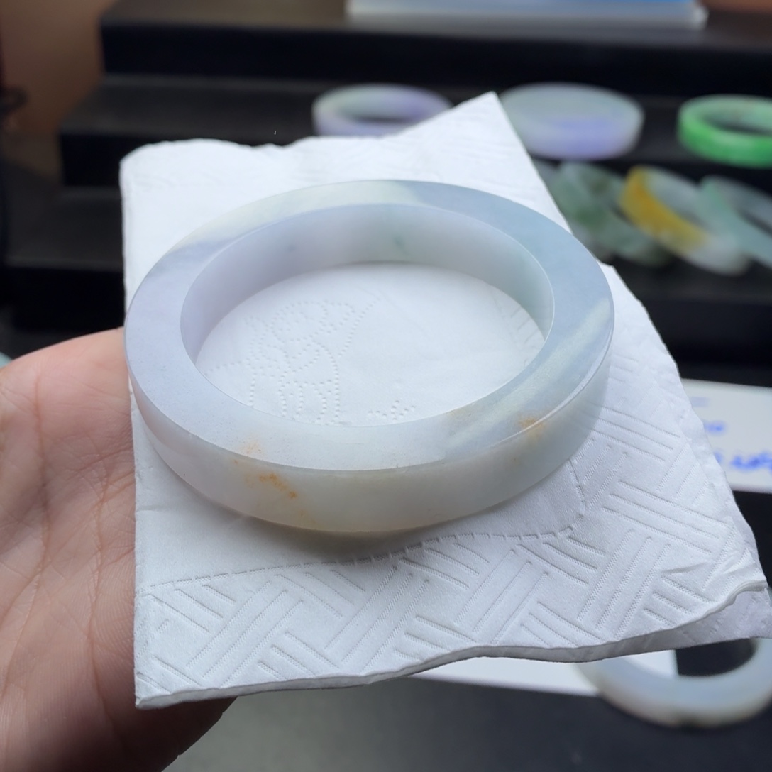 E***飞定制翡翠未镶嵌翡翠手镯