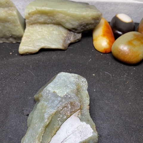 和田玉珠宝奇石未镶嵌