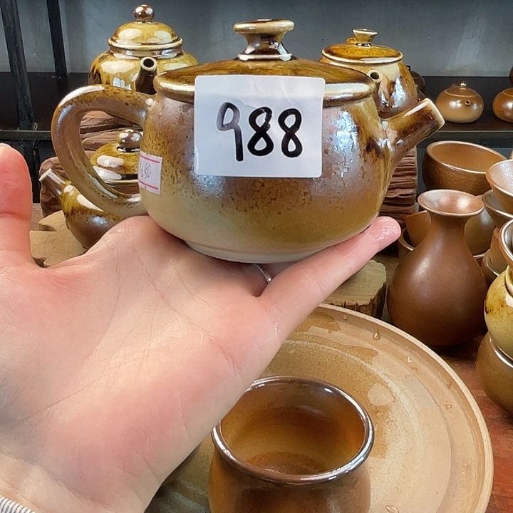 齊****建水紫陶白泥柴烧壶