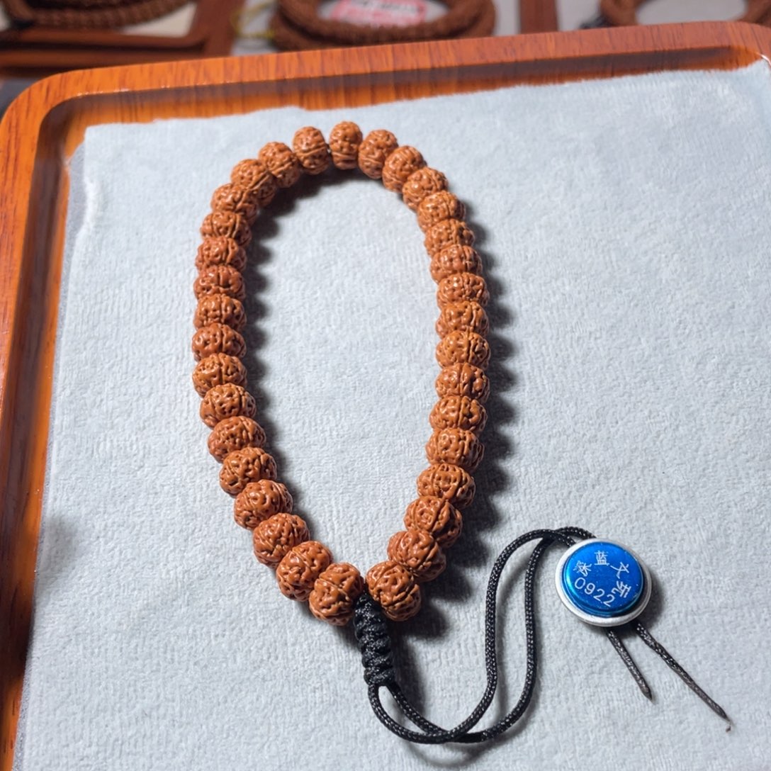 欣***吊坠金刚菩提精品原装6瓣老树王飞碟10