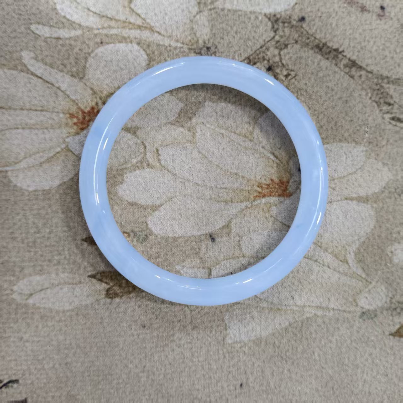 精品时尚手镯六999999