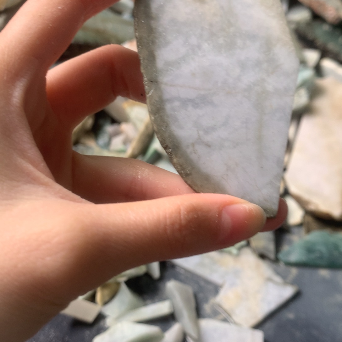 翡翠颈饰未镶嵌缅甸翡翠