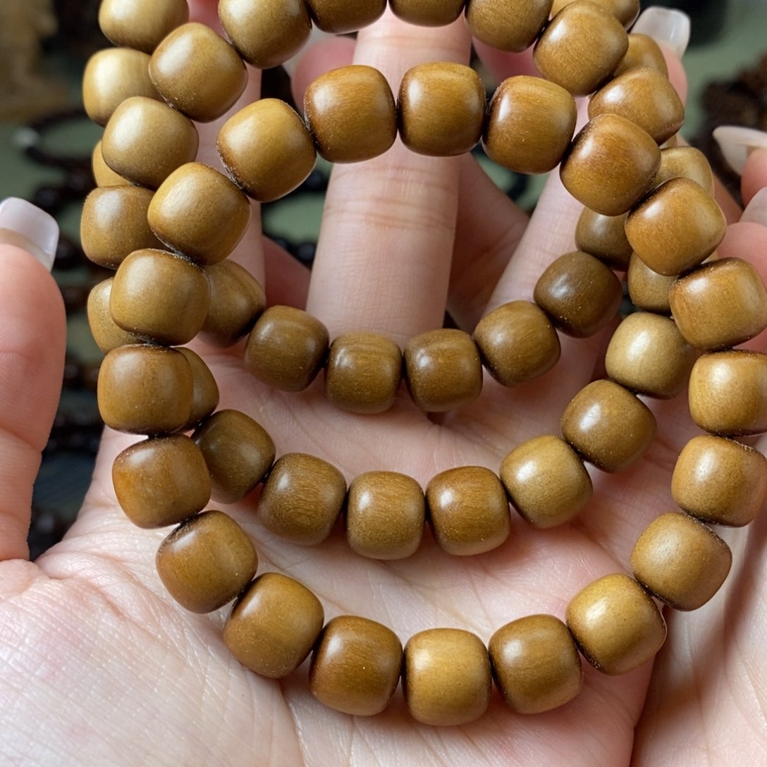 檀香木手串/手链1011老型黑肉汤530