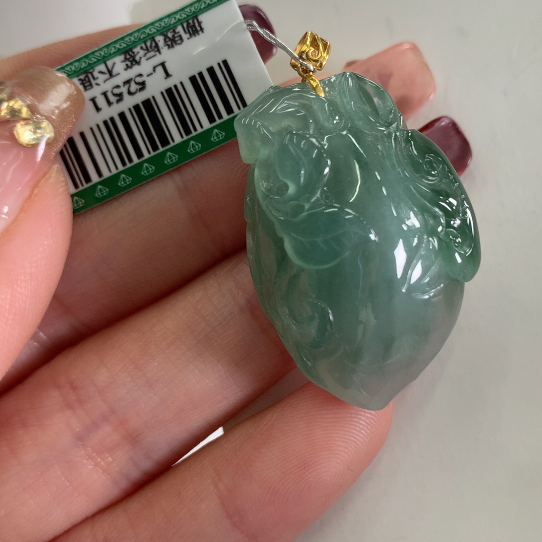 翡翠吊坠(不含链)18K金镶嵌