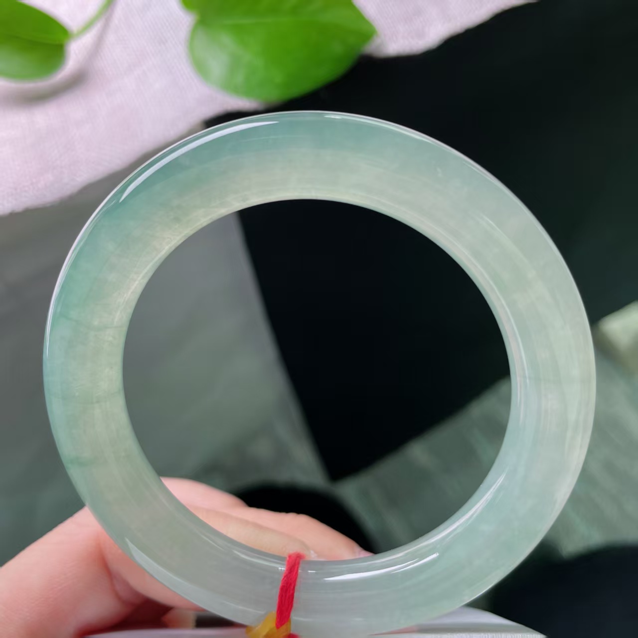 天然A货翡翠50-64mm圈口手镯多样性发货