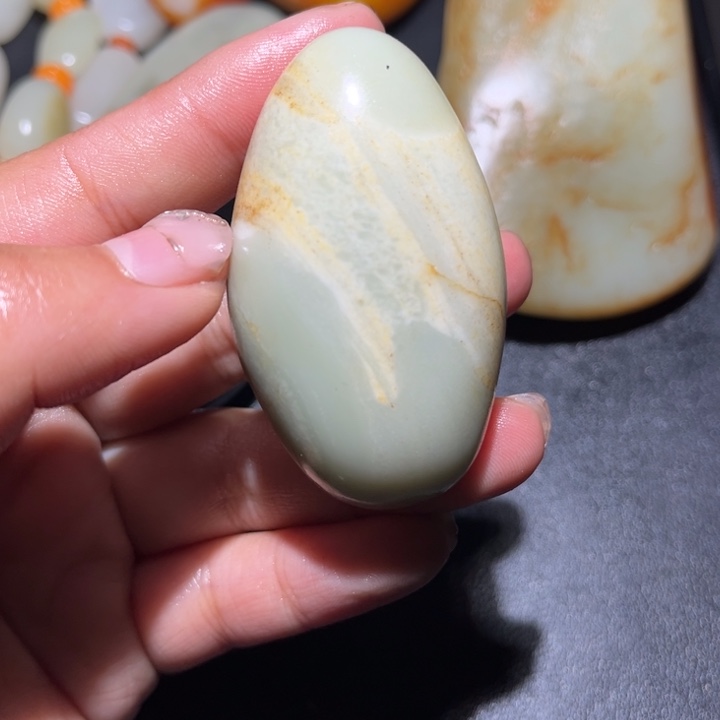 和田玉未镶嵌珠宝奇石