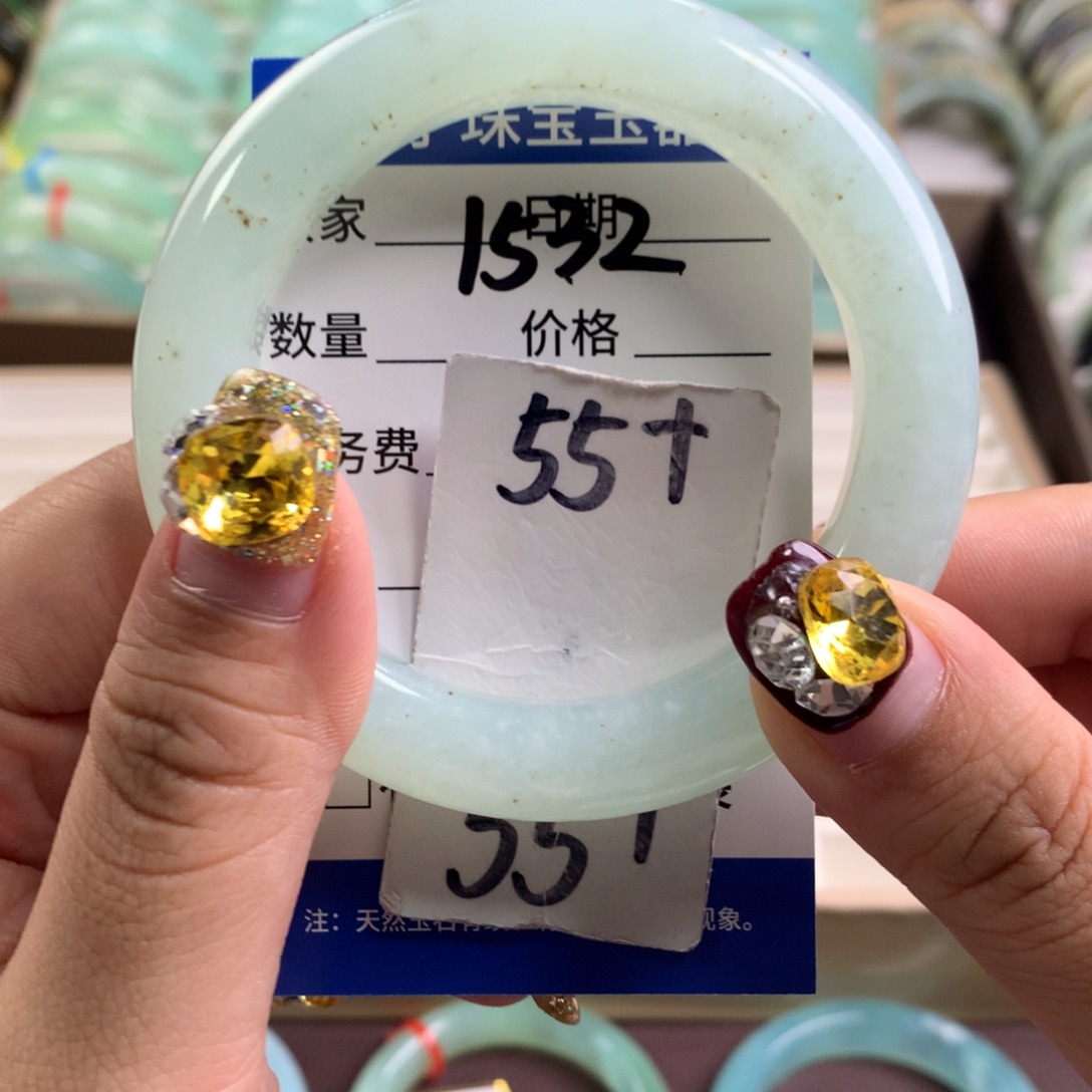 蛇纹石玉手镯未镶嵌1532