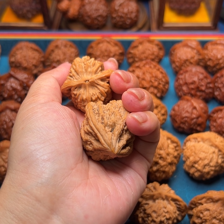 吊坠桃核丹*好好好好好好