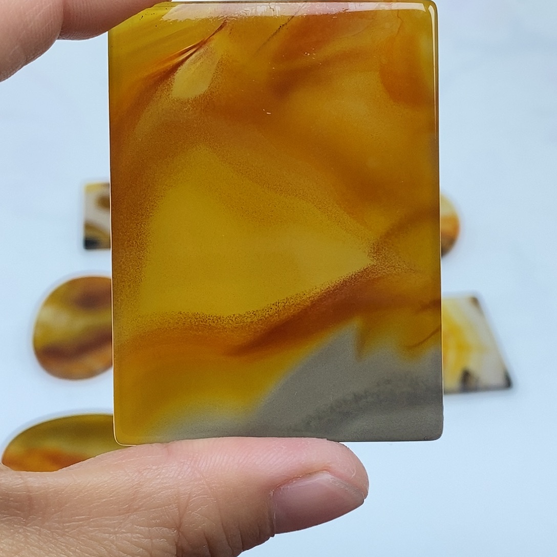 玛瑙/玉髓未镶嵌珠宝半成品