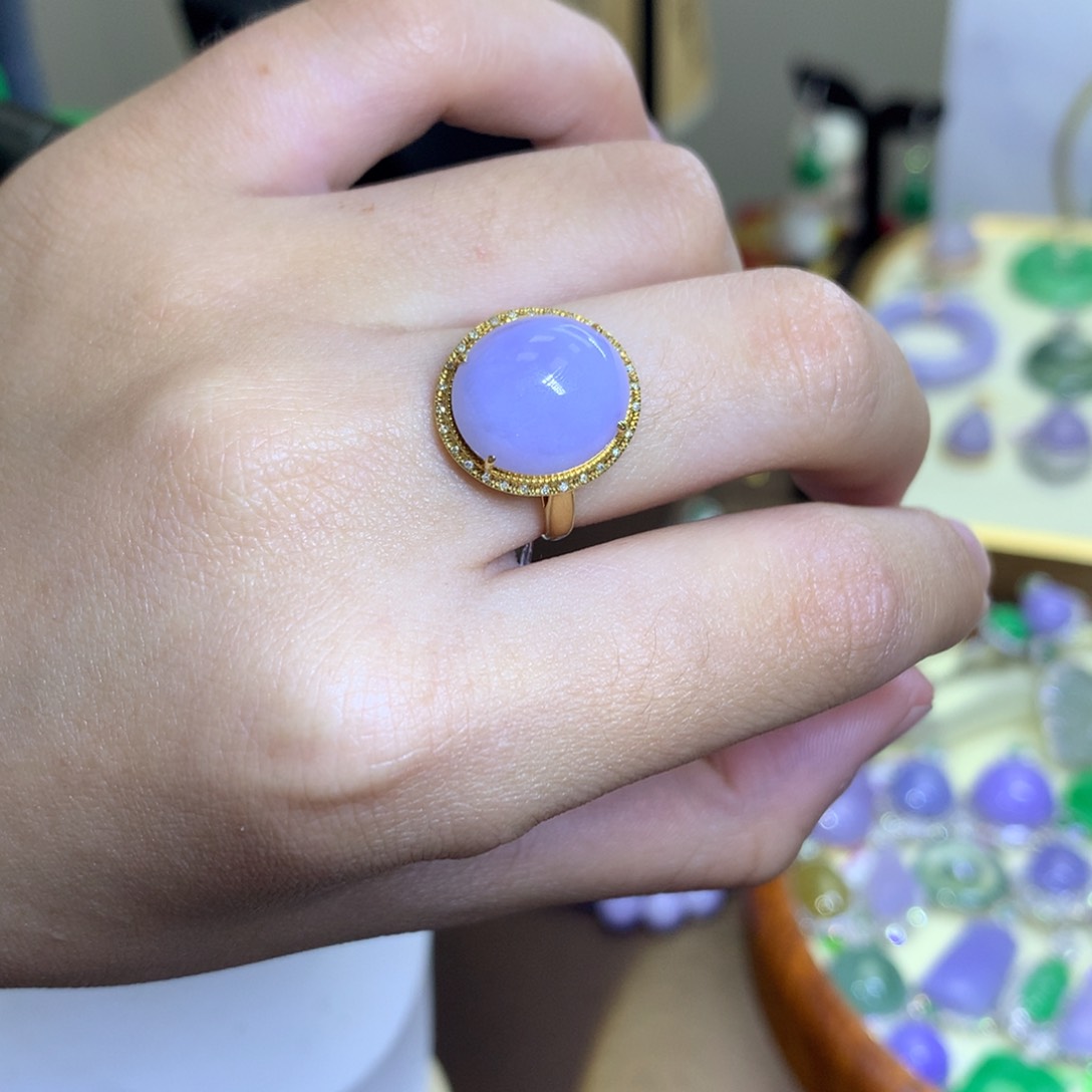 翡翠18K金镶嵌颈饰翡翠