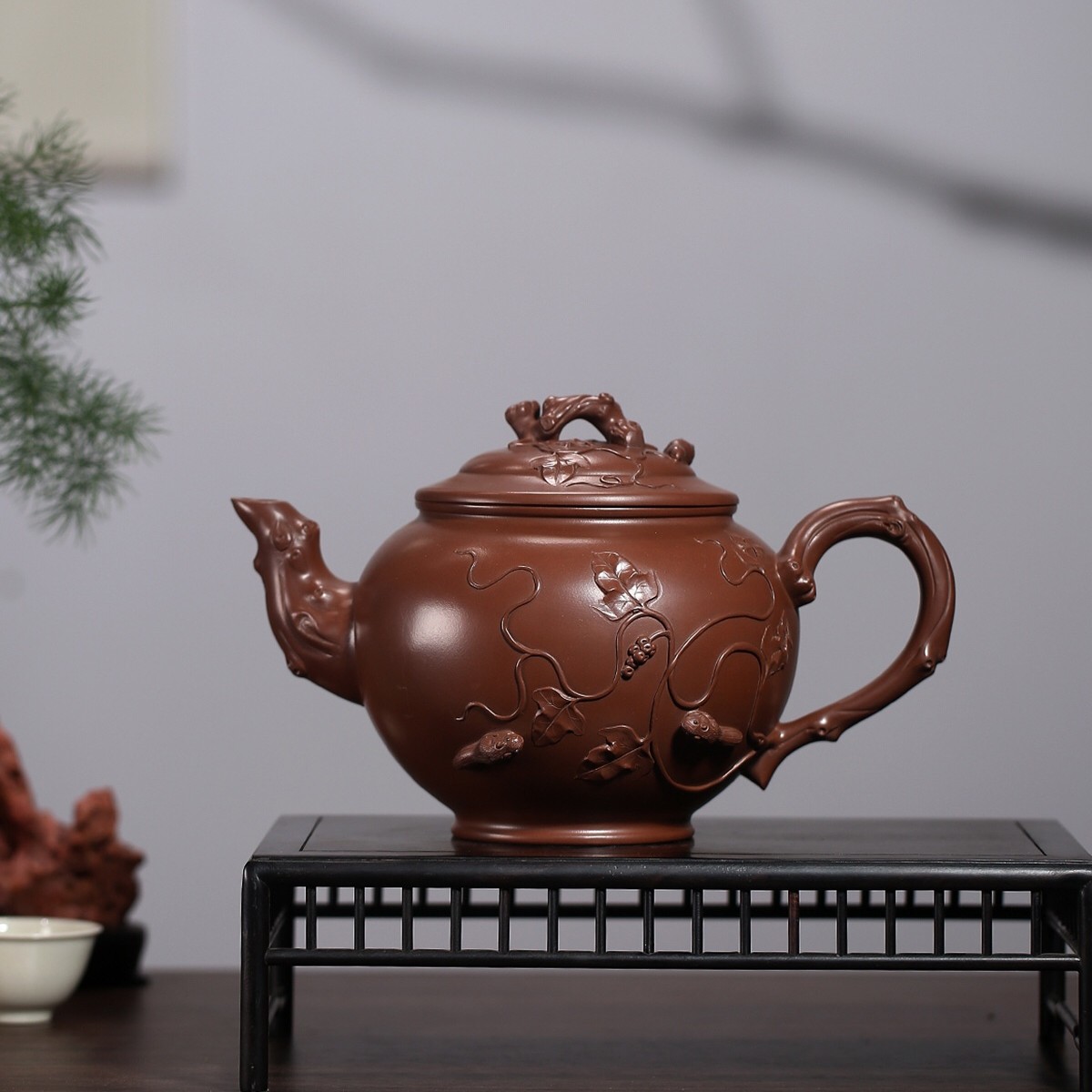 高工正品松鼠葡萄十件套老紫泥宜兴紫砂壶