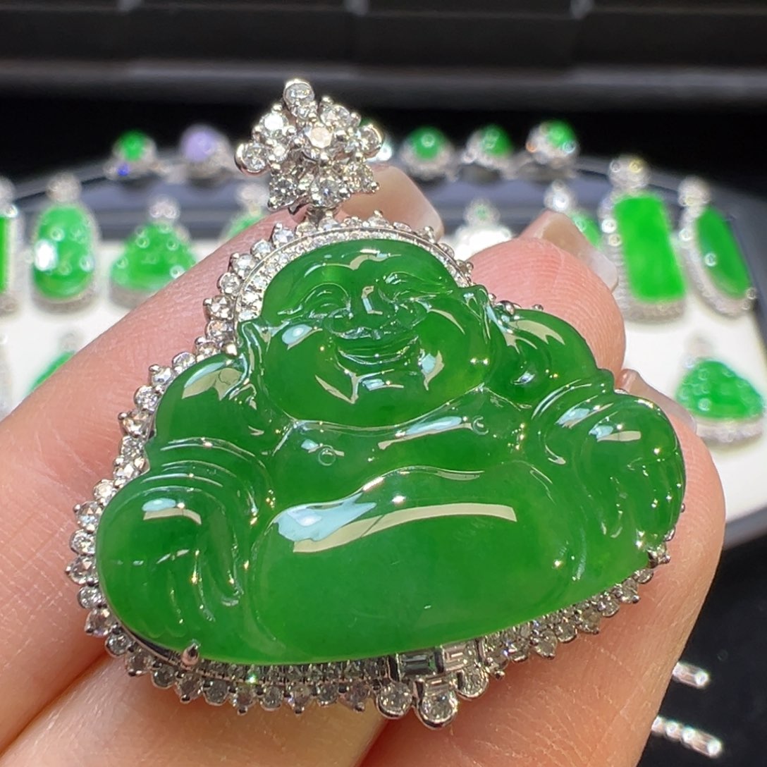 翡翠颈饰18K金镶嵌收到货48小时鉴赏期