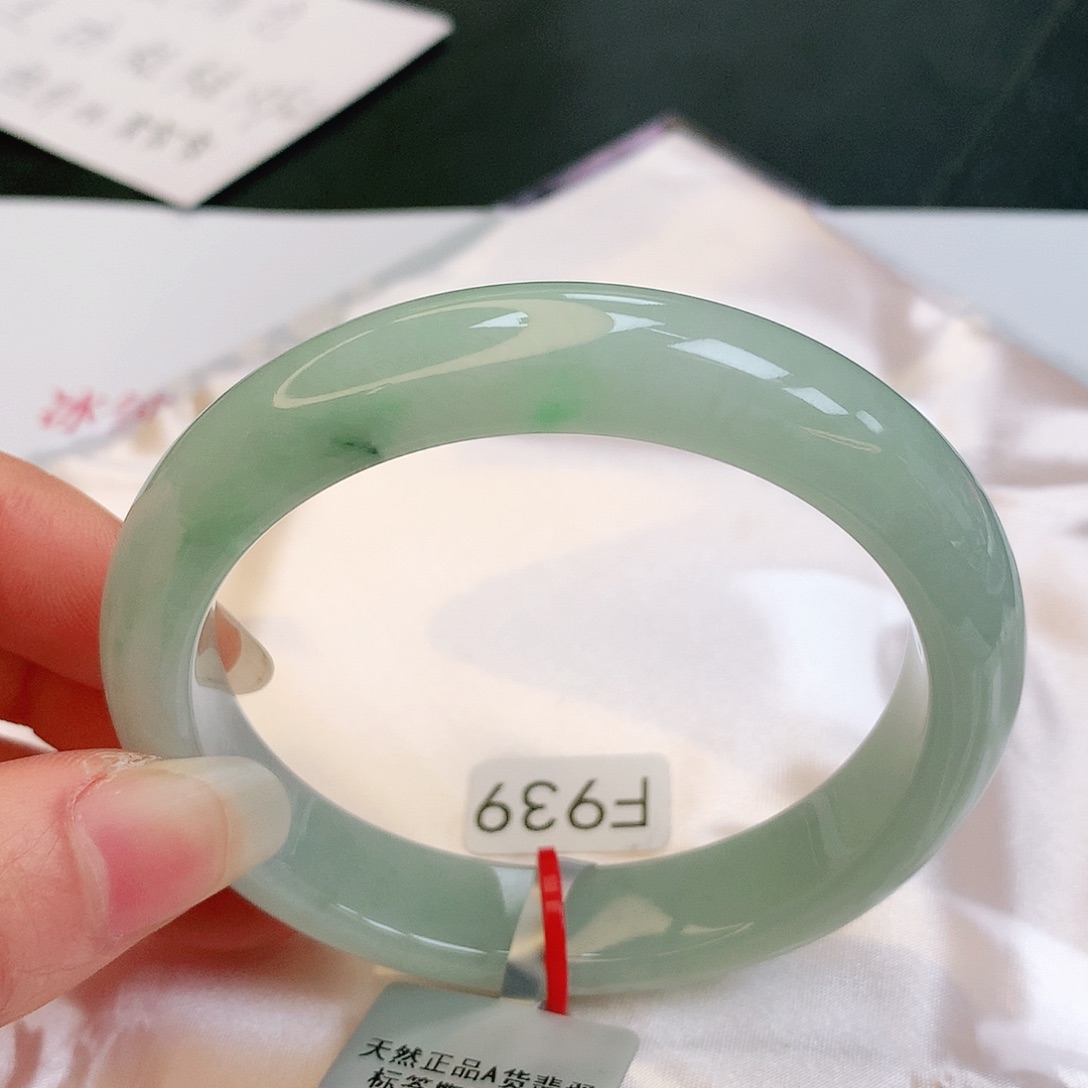 【闪购商品】翡翠手镯未镶嵌缅甸天然a货翡翠