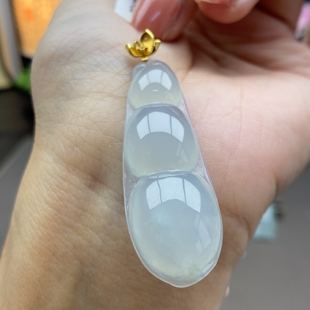 翡翠18K金镶嵌颈饰吊坠92