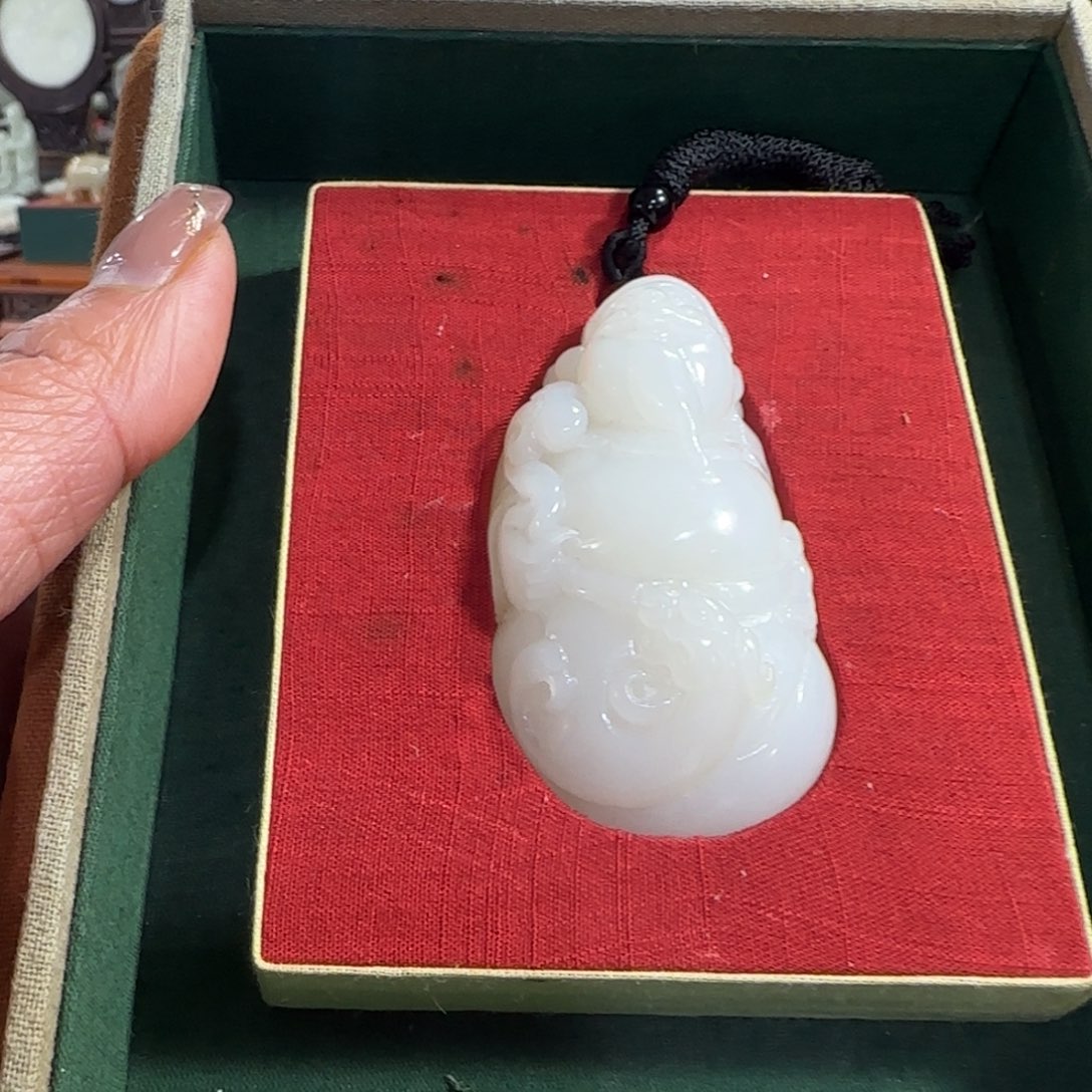 和田玉挂件未镶嵌