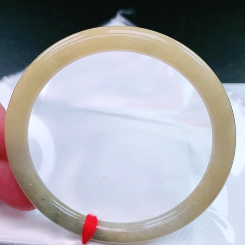 翡翠手镯（圆镯）未镶嵌62号