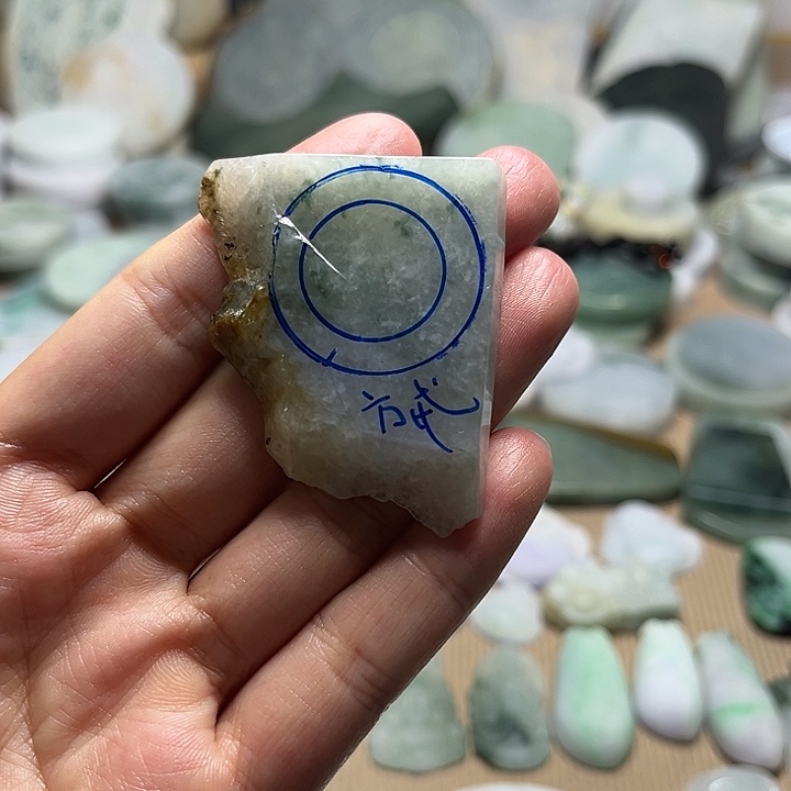 未镶嵌定制翡翠A货