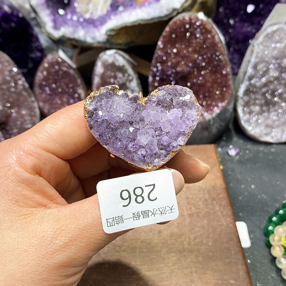 水晶大型摆件（非配饰）未镶嵌