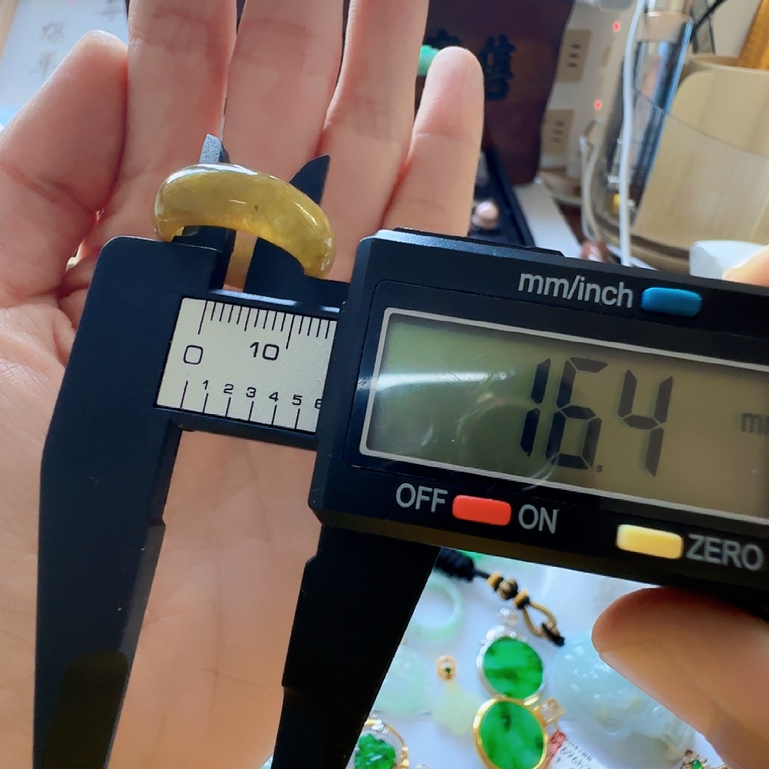 翡翠未镶嵌手镯翡翠75