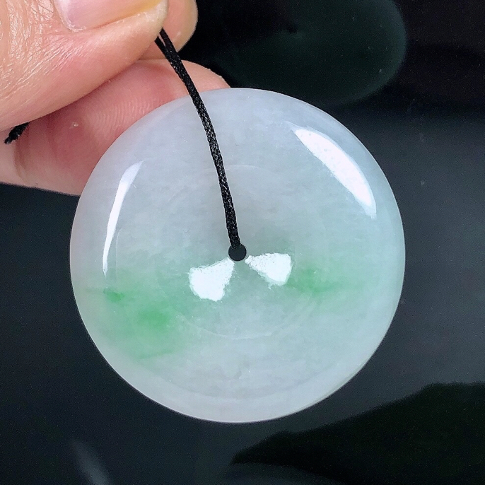 缅甸天然翡翠A货，冰润细腻飘绿平安扣吊坠官方正品平安扣翡翠挂坠