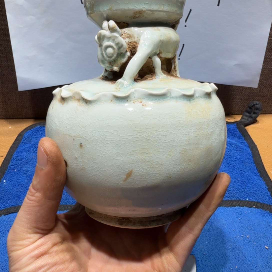 陶其他漂亮的小瓷瓶子