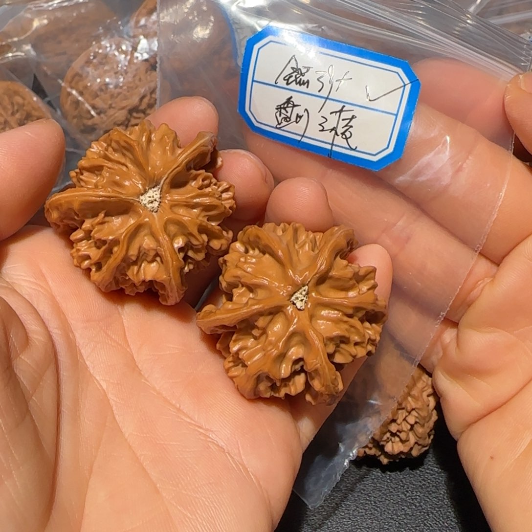 日***山文玩核桃吊坠飞飞飞飞飞飞分