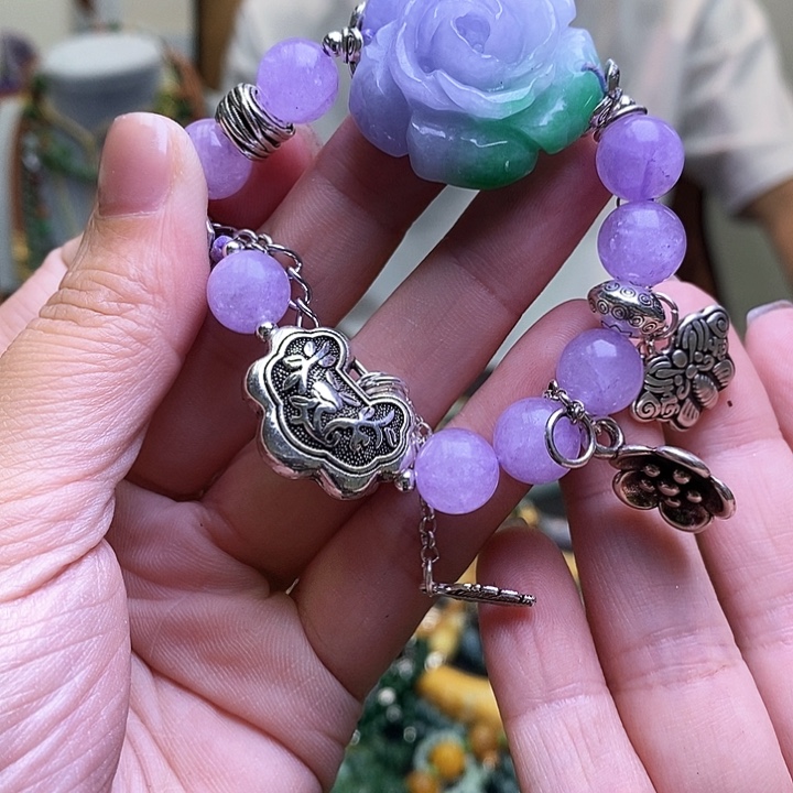 哈***宋翡翠未镶嵌颈饰499