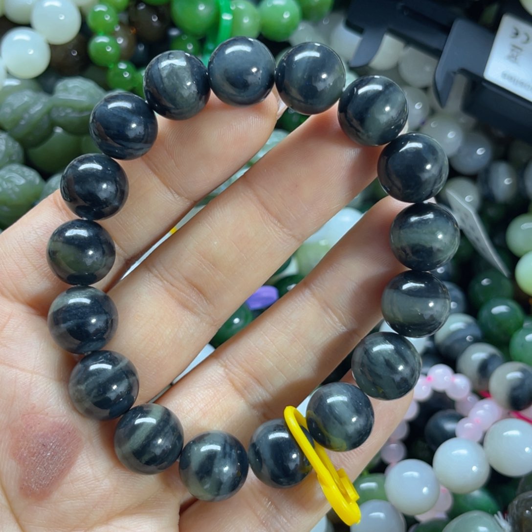 未镶嵌手链和田玉