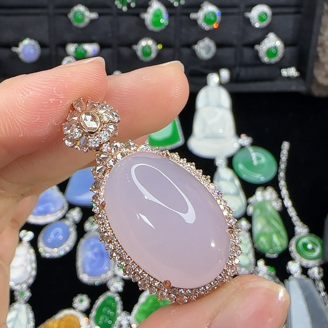 翡翠18K金镶嵌颈饰天然翡翠