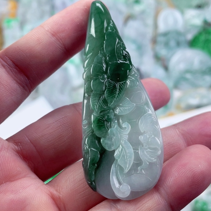 翡翠未镶嵌吊坠(不含链)