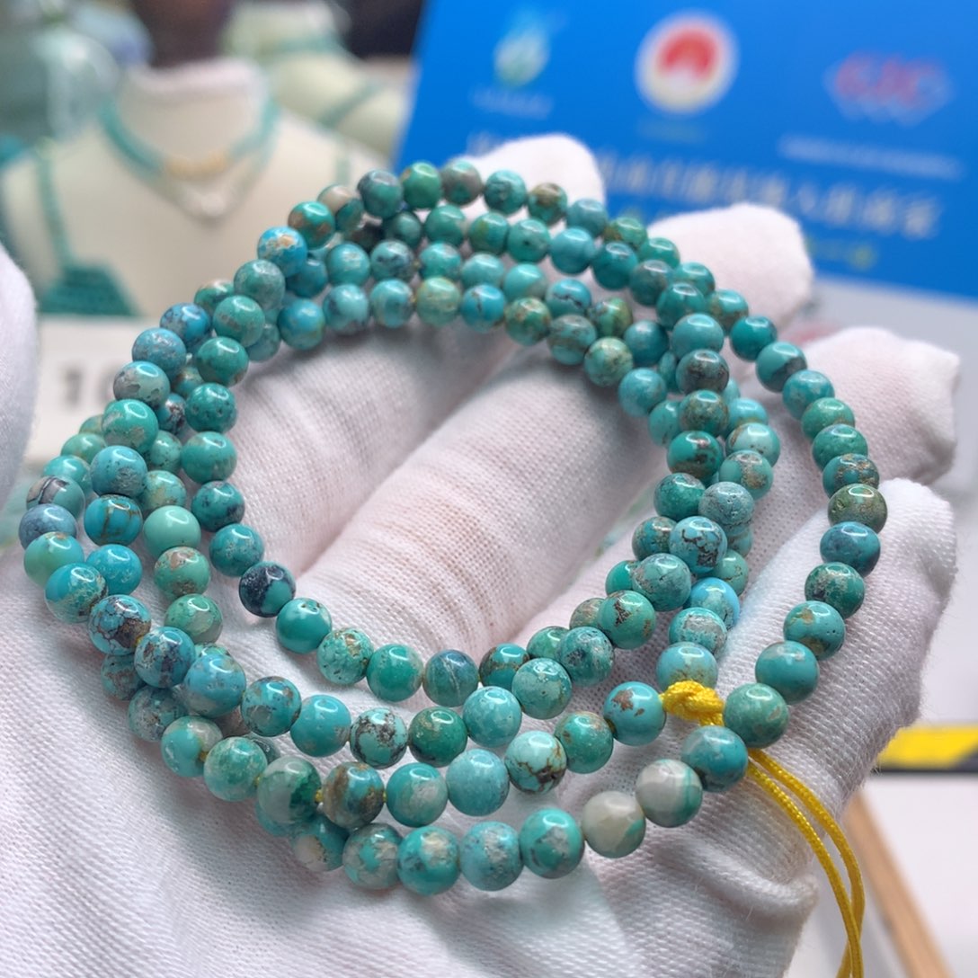 绿松石未镶嵌饰品