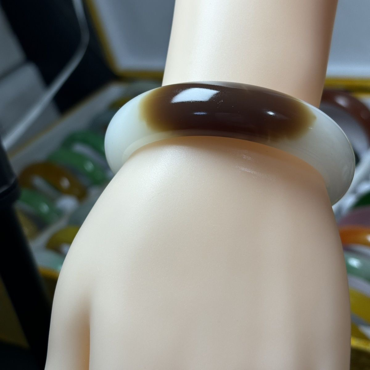 一口糖糖白平安镯贵气时尚礼盒款