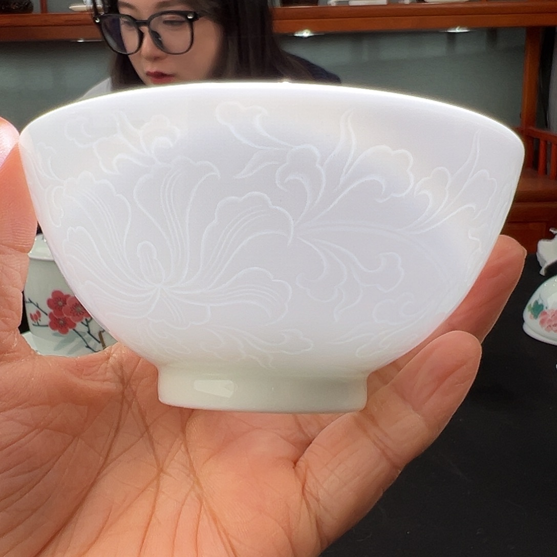 素胎半刀泥缠枝莲主人非