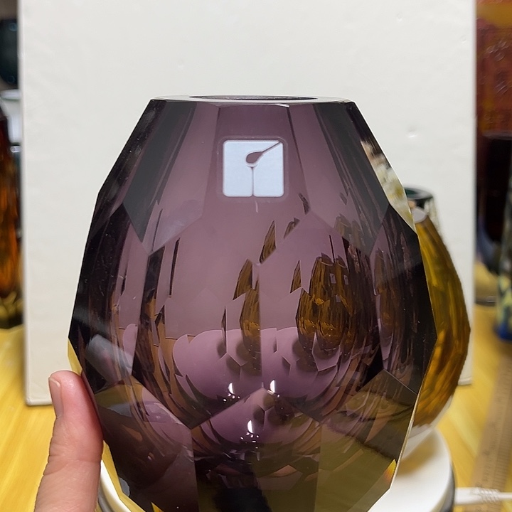 紫色水晶切割面花器高17口4.5