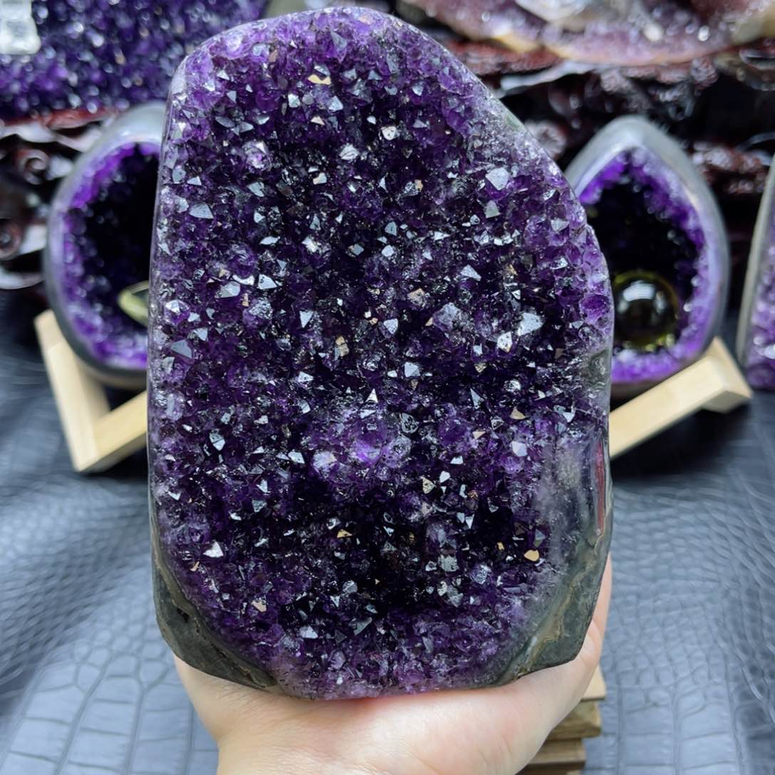 未镶嵌紫晶大型摆件（非配饰）