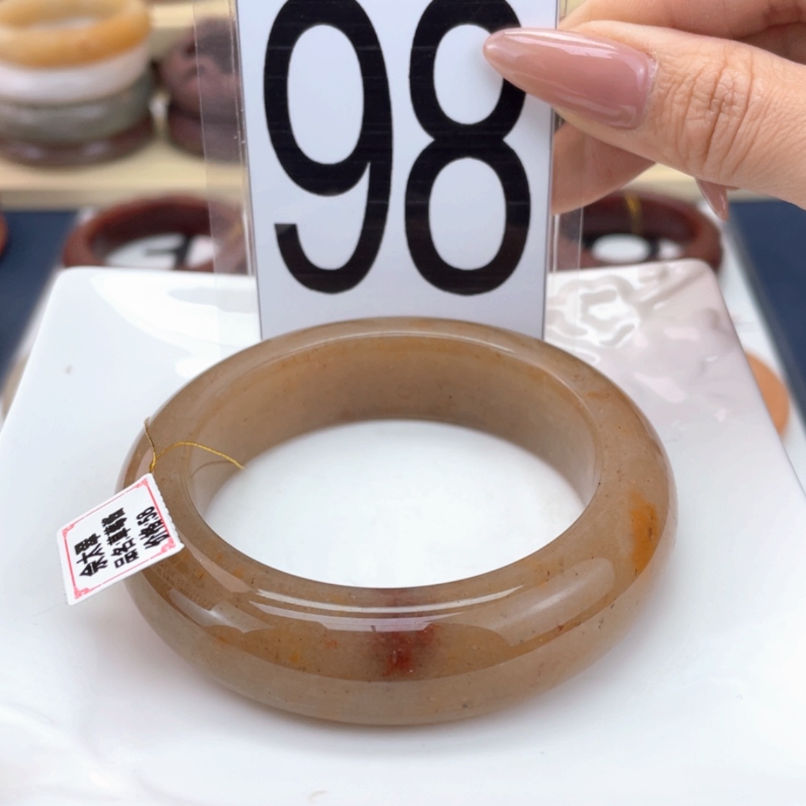 【闪购商品】石英质玉手镯未镶嵌