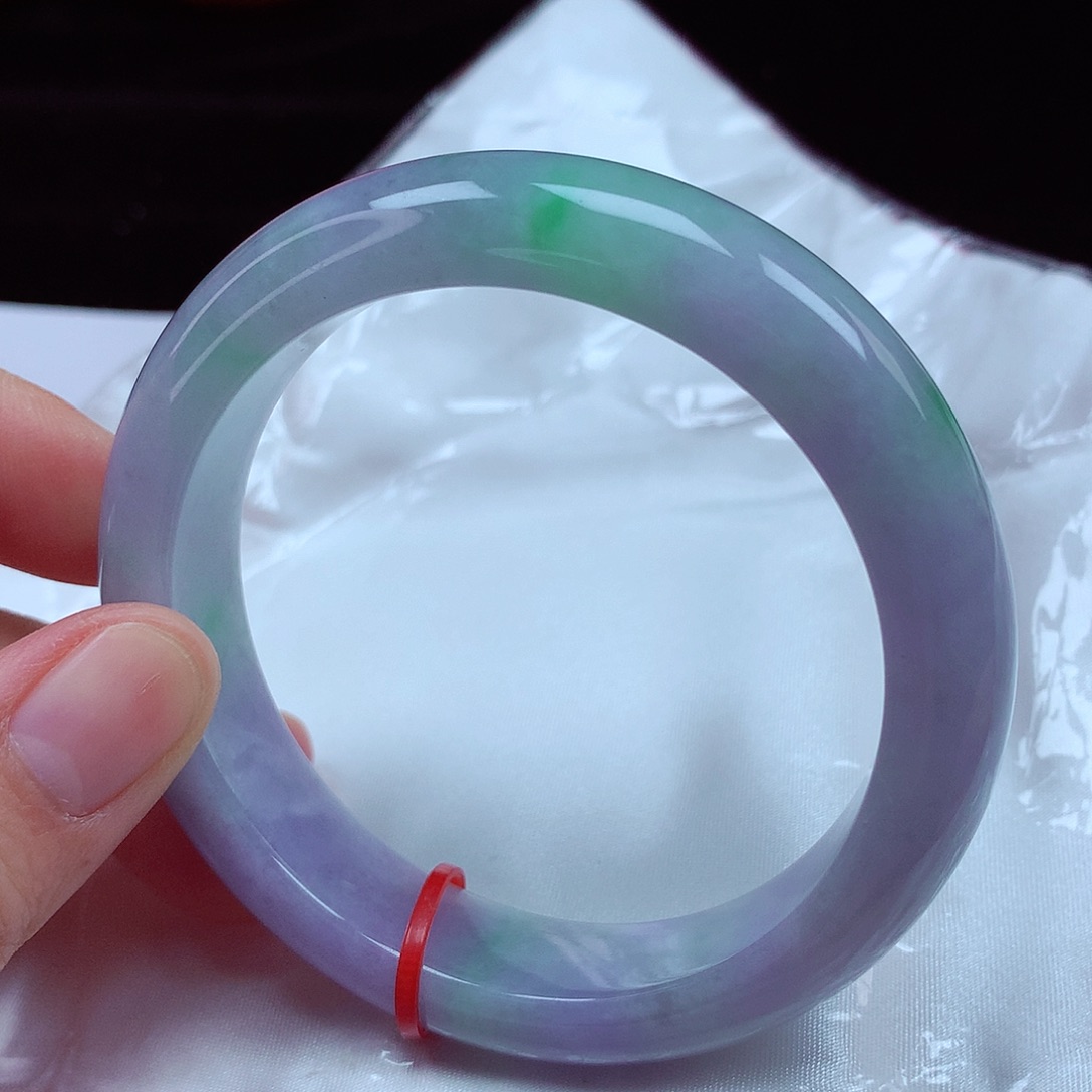 翡翠手镯未镶嵌59圈