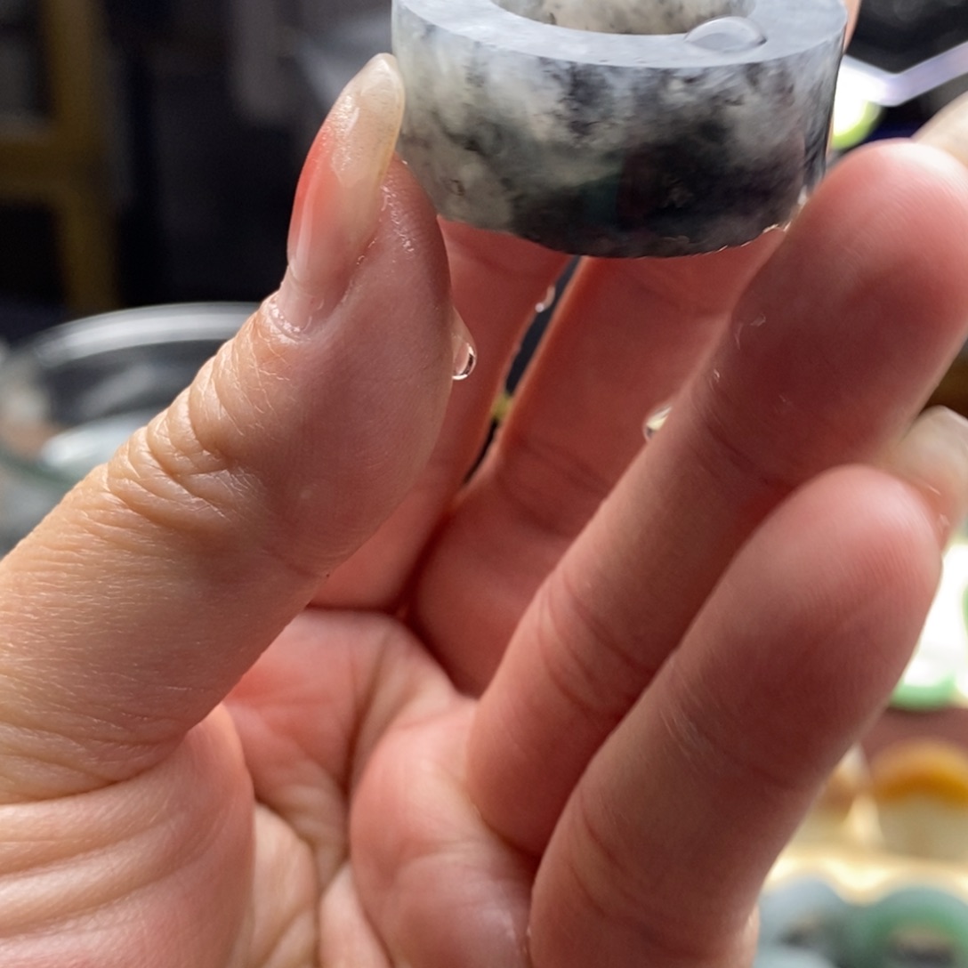 定制翡翠戒指未镶嵌哈**林