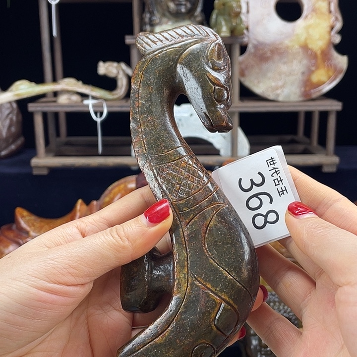 误***尘和田玉未镶嵌挂件