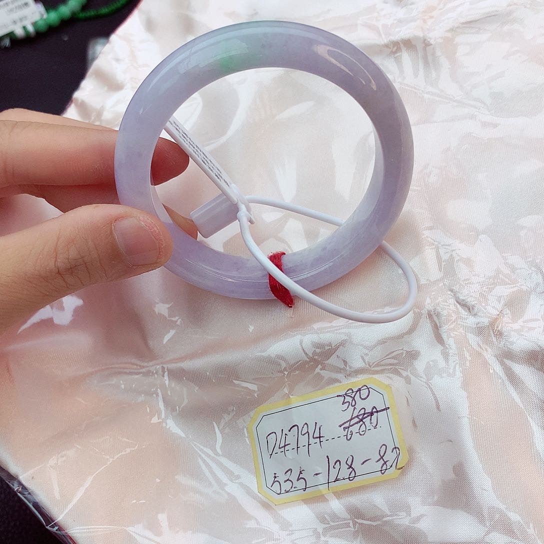 翡翠未镶嵌手镯翡翠