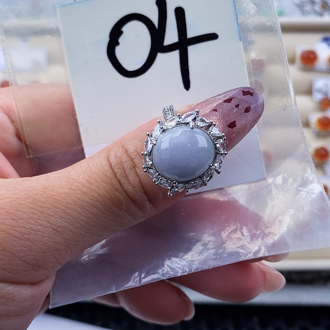 翡翠未镶嵌戒指缅甸