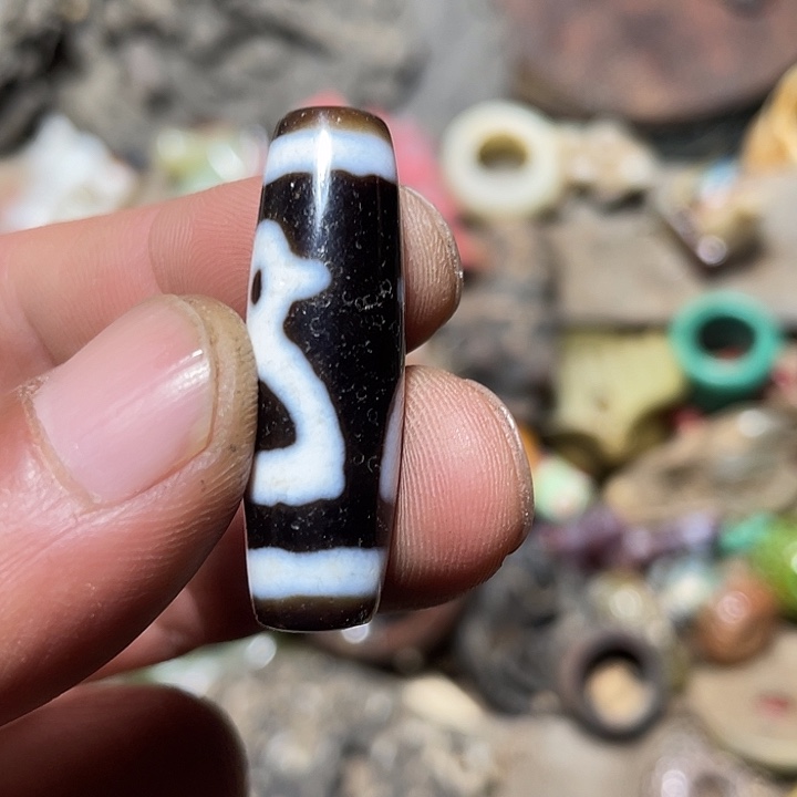 鳜***开和田玉（糖玉）未镶嵌颈饰