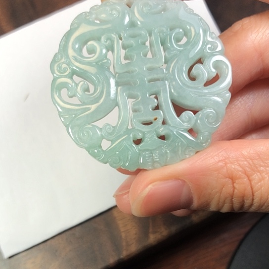 翡翠未镶嵌颈饰缅甸A货，每天下午1点半开播