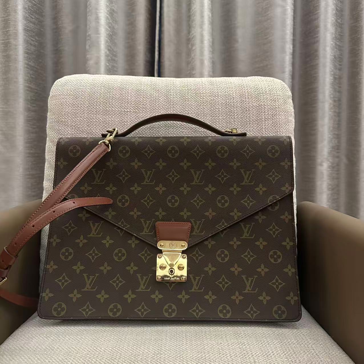 95新 LouisVuitton/路易威登 乱乱子中古/女士/单肩包/120119
