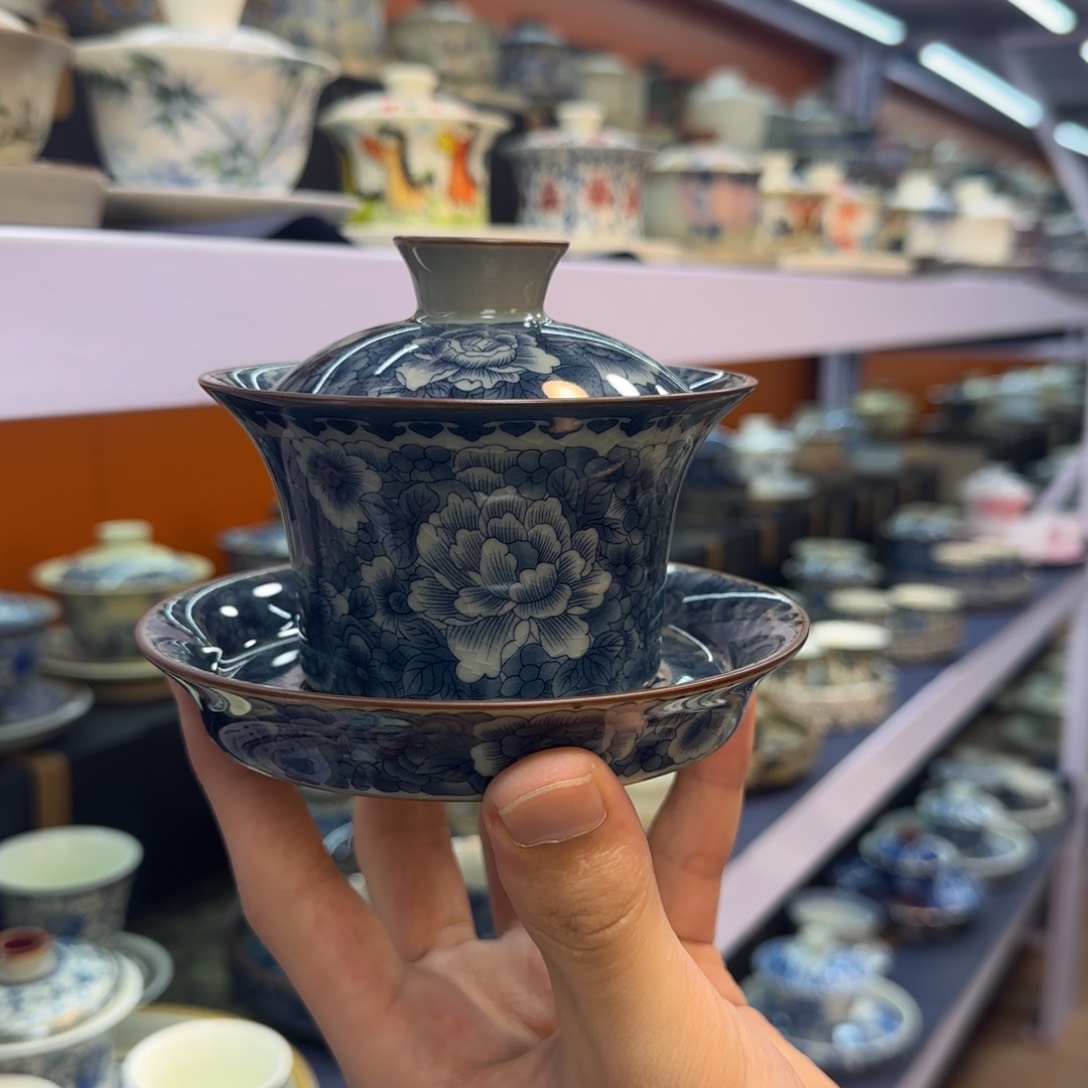 我在外面吃饭呢你在哪了我在