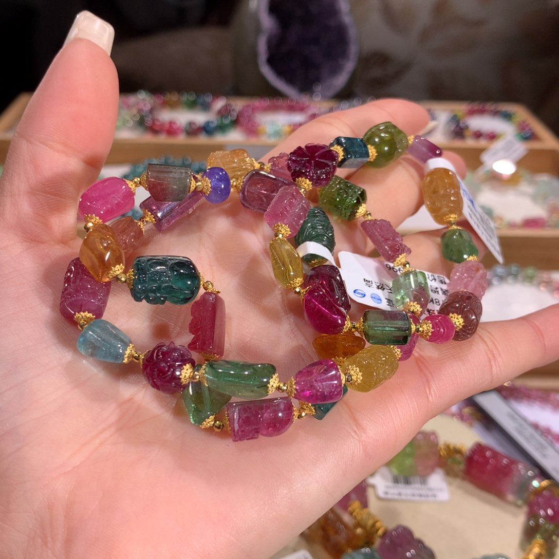 碧玺多样性发货一件未镶嵌